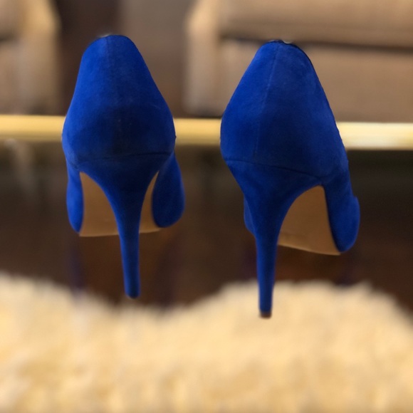 SOLD! Aldo Blue Suede Heels - Picture 4 of 6